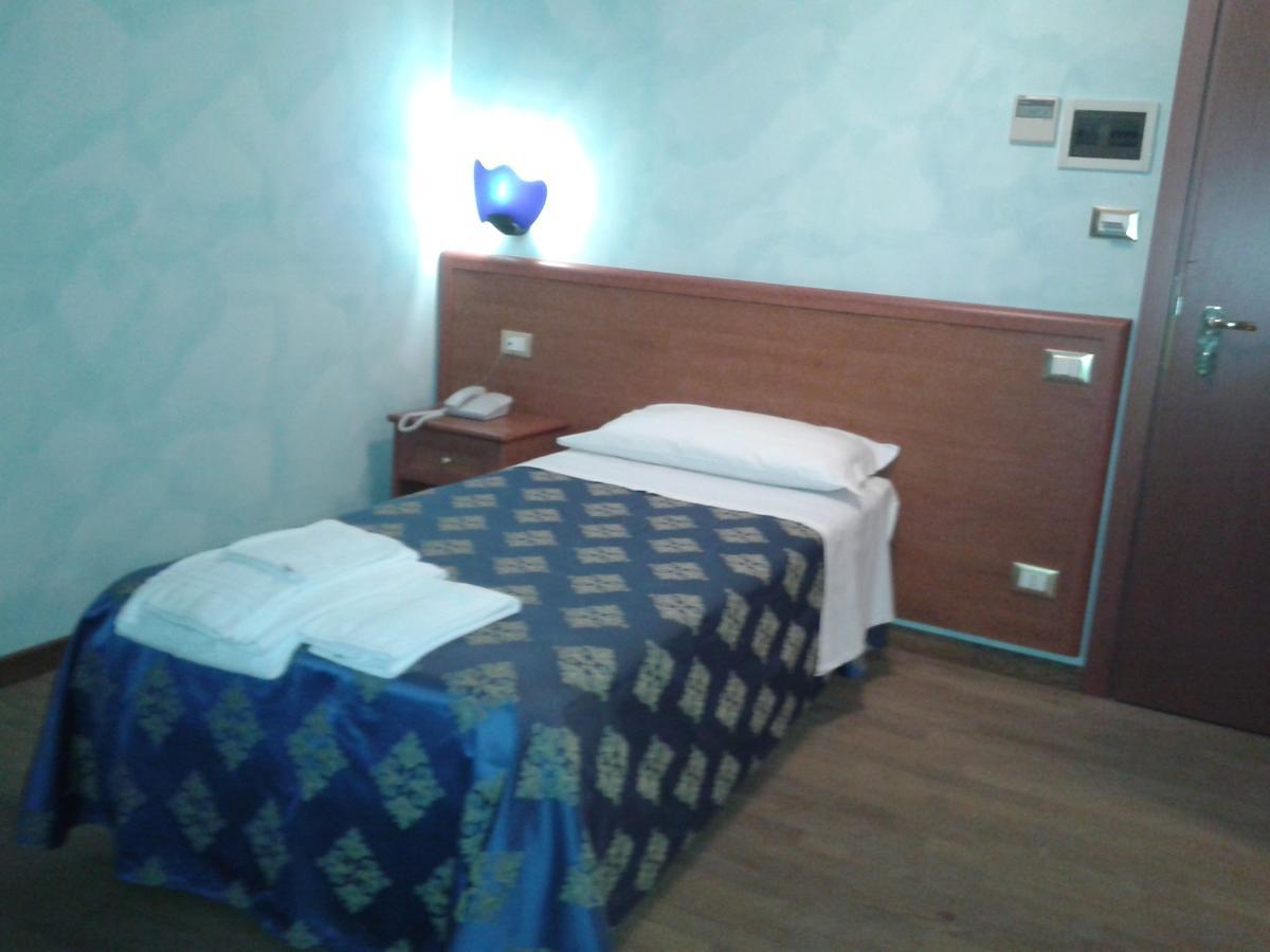 Hotel Villa D'Evoli Castropignano Pokoj fotografie